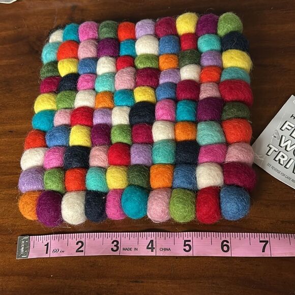 Trader Joe’s Handcrafted Felted Wool Trivet NWT - Picture 5 of 7